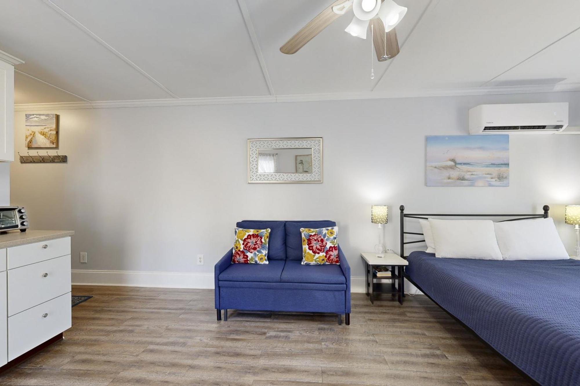 Sea La Vie Hotel Edisto Island Exterior photo
